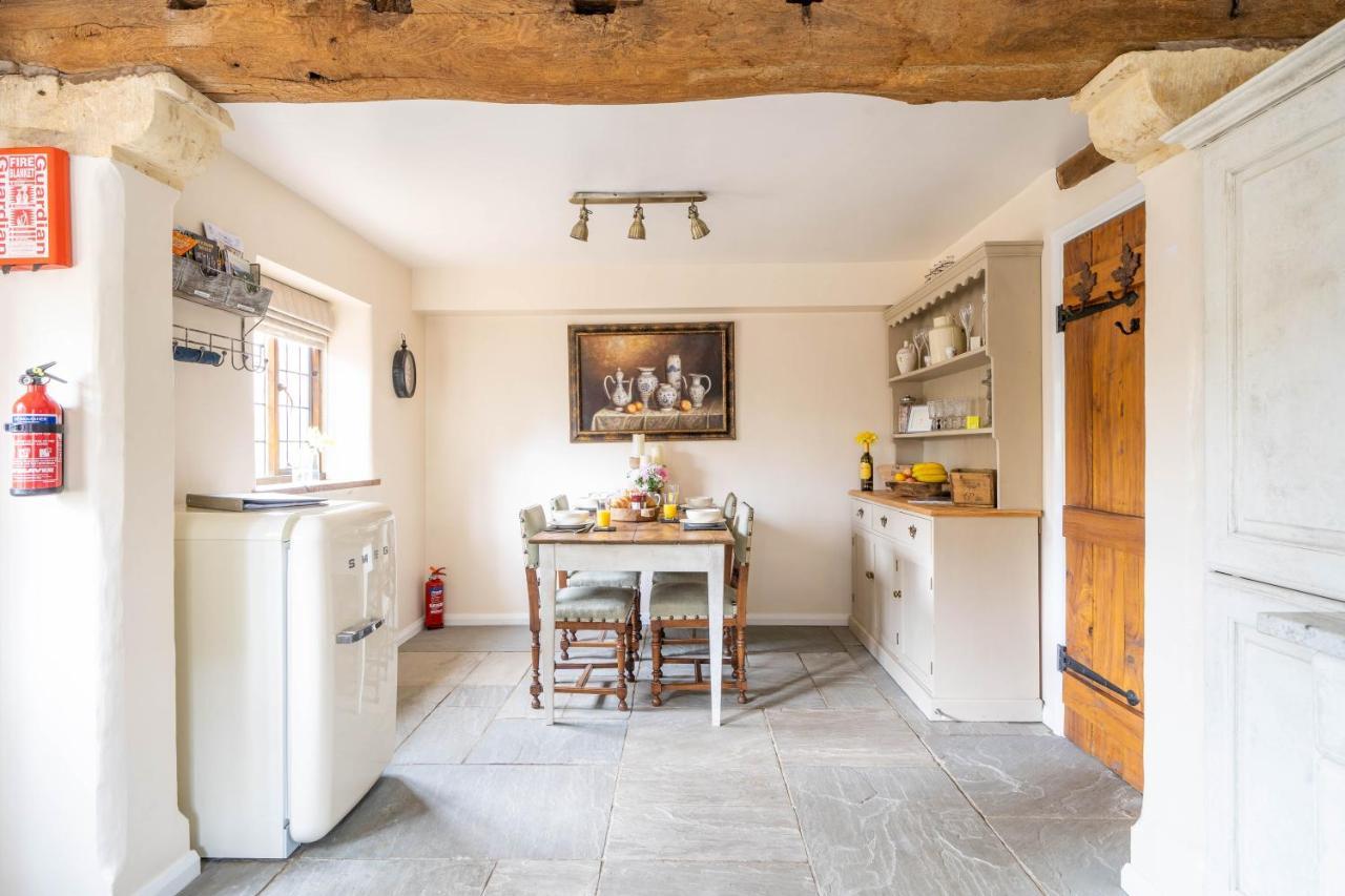 Cotswold Thatched Cottage Mickleton  Buitenkant foto